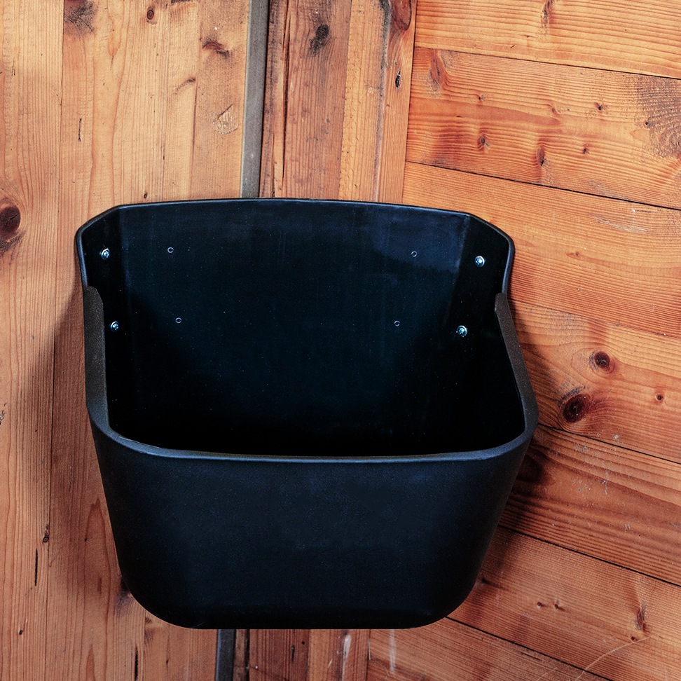 Foderkrubba med spillkant