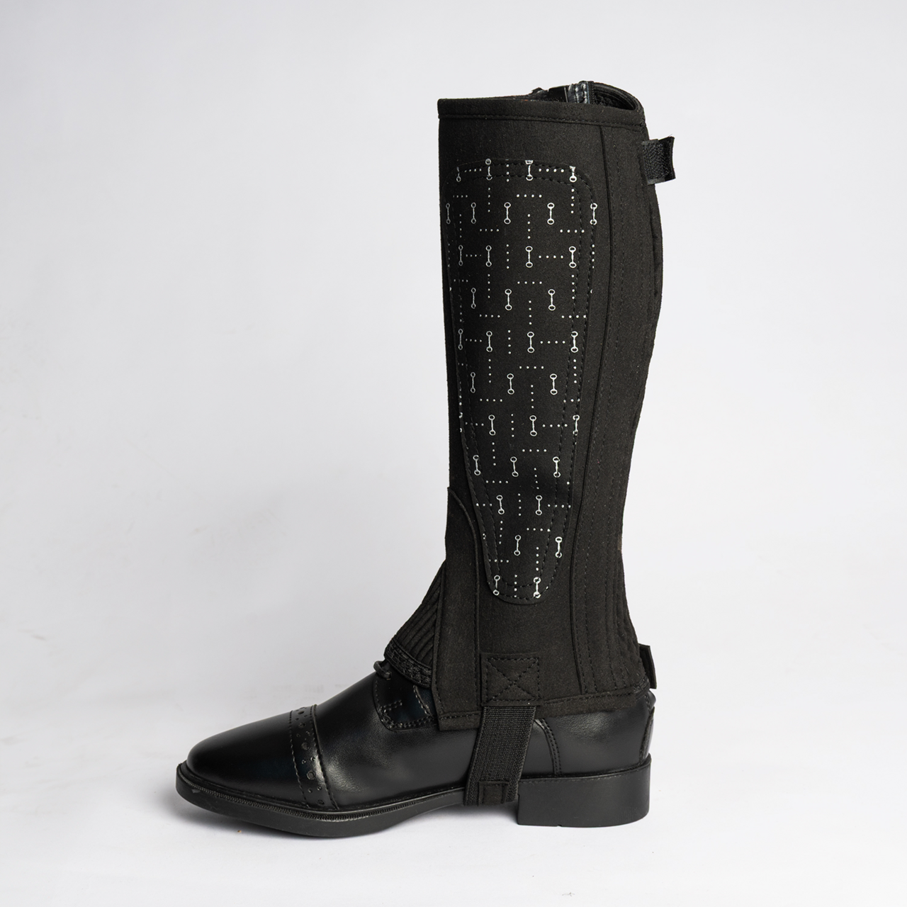 Shortchaps junior Ori Amara